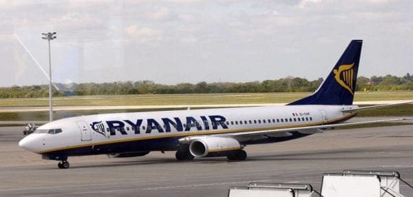 Ryanair: Υπερατλαντικές πτήσεις με εισιτήριο μόλις 10 ευρώ υπόσχεται η αεροπορική εταιρεία
