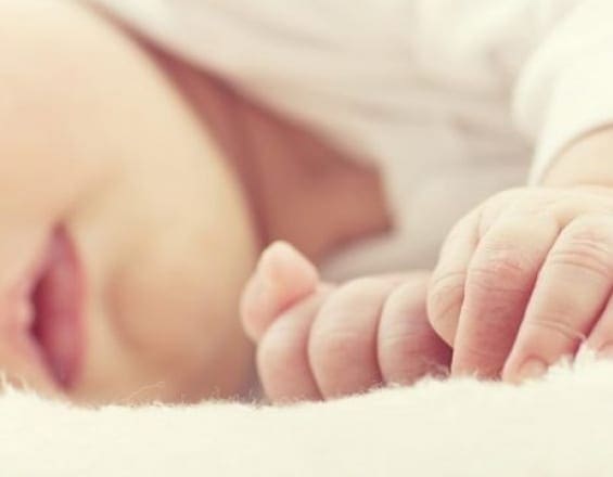 Εσπευσμένα από τη Ρόδο στο Ηράκλειο ένα νεογνό