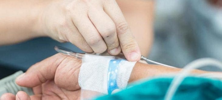 Σε έξαρση μέχρι το τέλος Μαρτίου θα είναι η γρίπη – Ανησυχία για τον θάνατο του 33χρονου στη Ρόδο