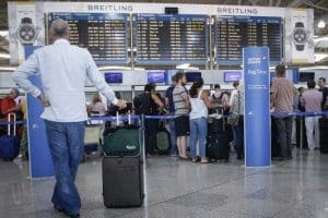 Αποζημίωση σε 1300 επιβάτες για καθυστέρηση ή ακύρωση της πτήσης τους τις ημέρες των εκλογών