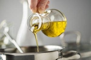 Φυτικά έλαια: 4 λόγοι που δεν ωφελούν την υγεία