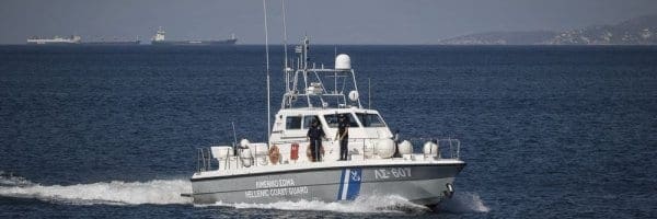 Διάσωση αλλοδαπών και σύλληψη του διακινητή τους στην Καλύμνο
