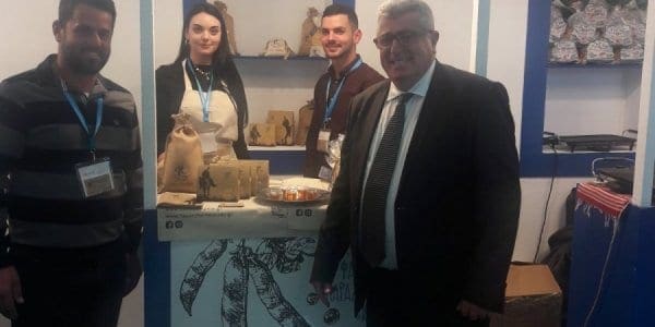 Εντυπωσίασαν οι παραγωγοί της Περιφέρειας στην EXPOTROF