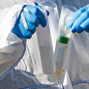 Κορονοϊός: Επιστήμονες στήνουν «ζωντανό» εργαστήριο στην Ουχάν της Γερμανίας